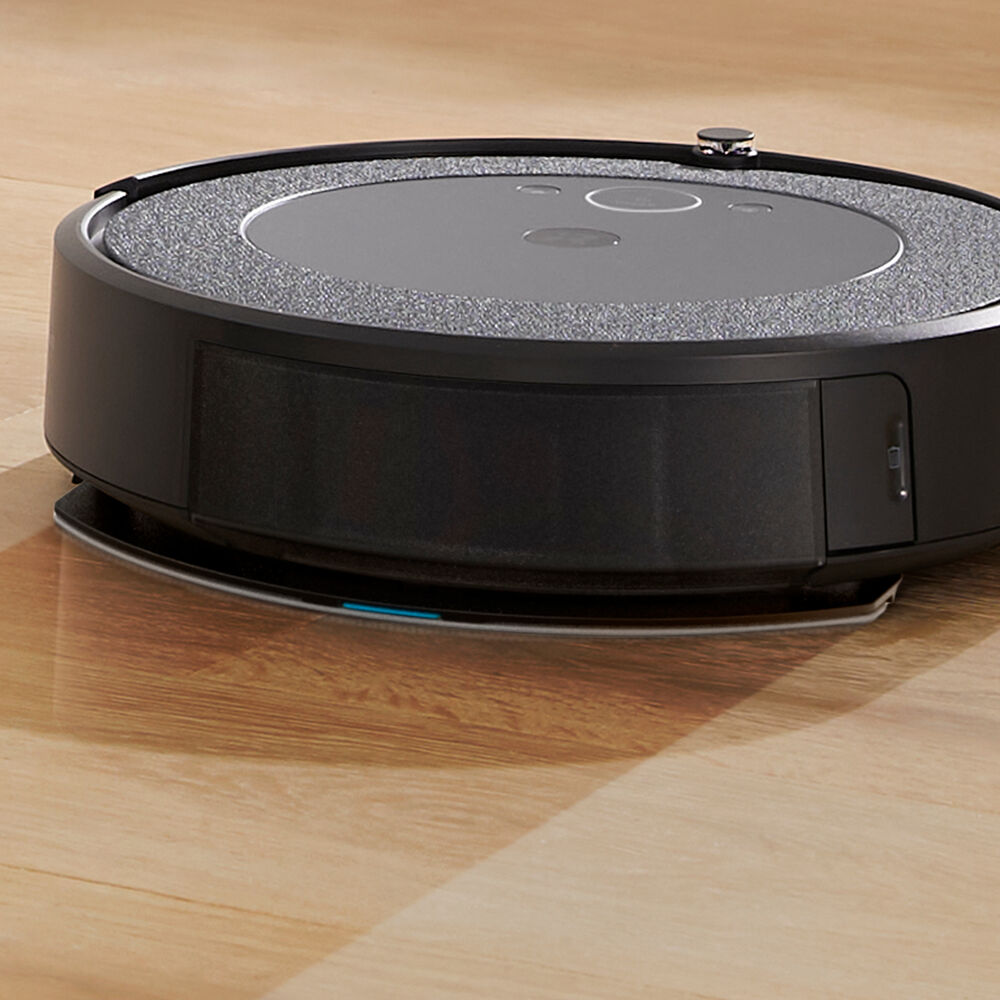El robot de Roomba que friega y aspira (y coge datos de) el hogar