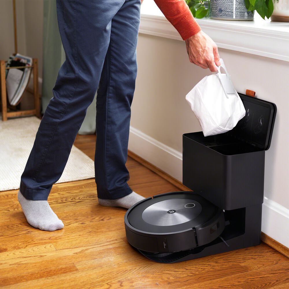 ¿Cómo el iRobot Roomba J7+ facilita la limpieza de tu hogar?